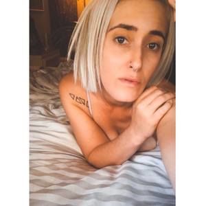 Meet your Posher, Madeline